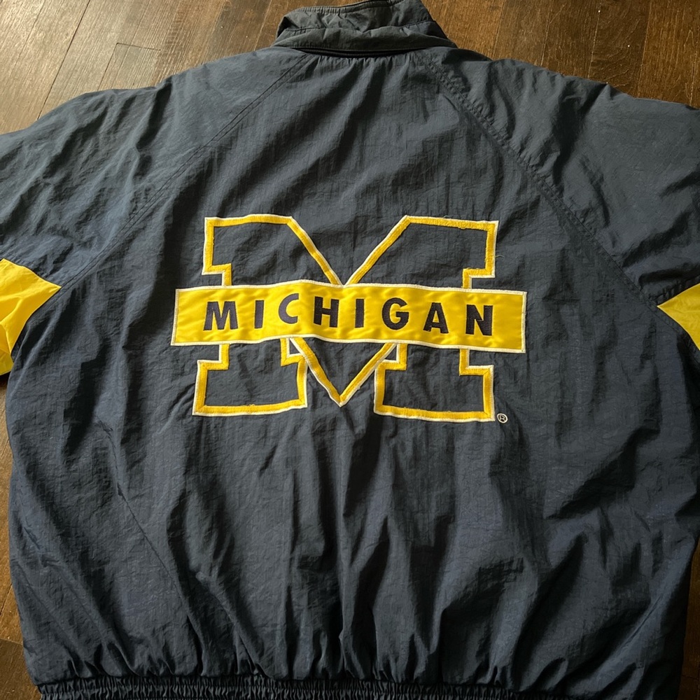 Vintage Nike Team Michigan Wolverines Full Zip Puffer Embroidered Letter M